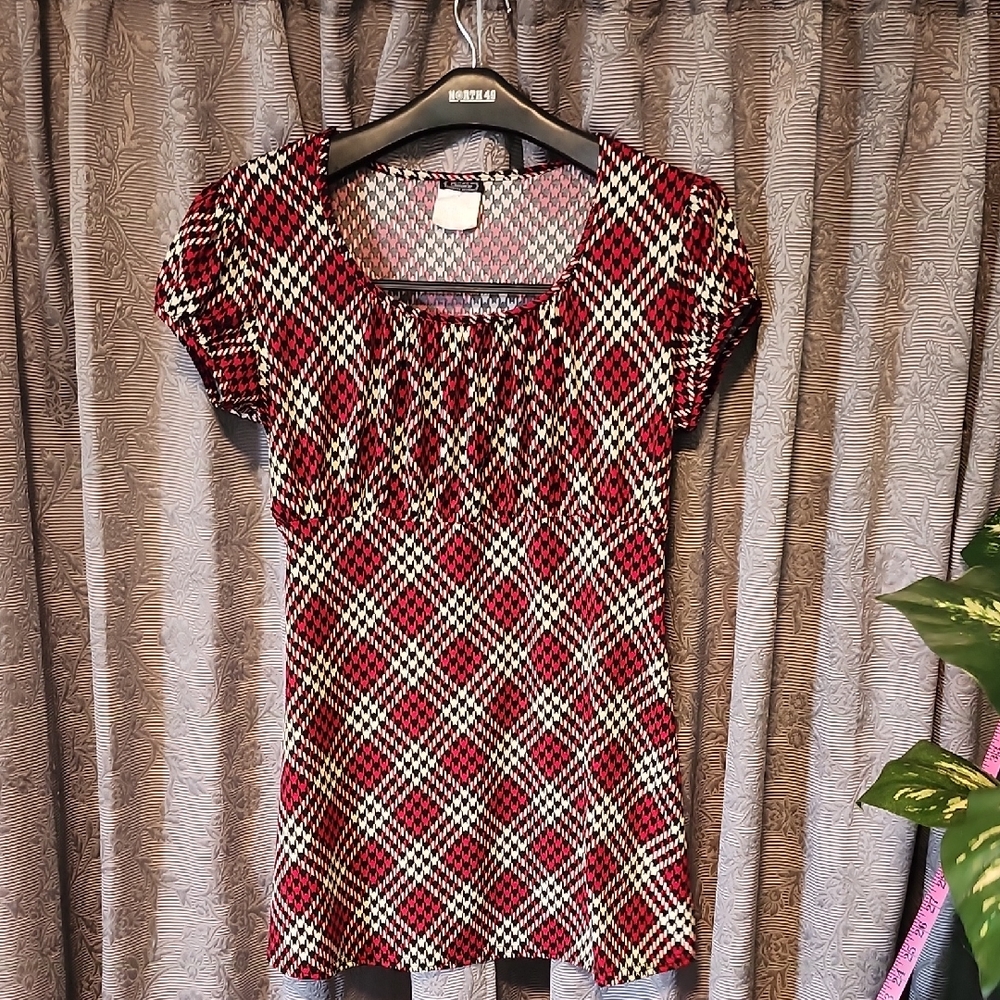 CHANEL Red and Black Patterned Blouse